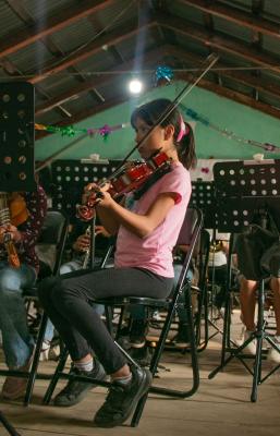 Con renacer de orquesta, infancia de Talea de Castro reclama  en Oaxaca su derecho a la identidad