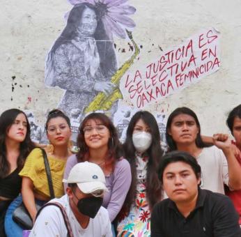 Arte y protesta: reclaman colectivos espacio p&uacute;blico para denunciar la violencia contra mujeres en Oaxaca