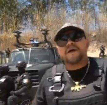 Destituyen a comisionado de la Polic&iacute;a Estatal de Oaxaca por corrido donde se usan armas y patrullas oficiales