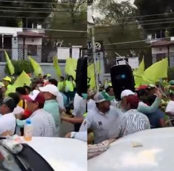 Se enfrentan simpatizantes del Verde y Morena durante debate por la presidencia municipal de Oaxaca