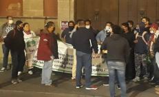 Maestros del Conalep de Oaxaca y otros 23 estados protestan en Palacio Nacional