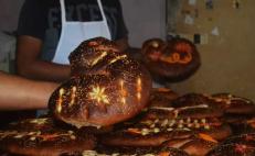 Con forma de sirena y de levadura fresca, así son los panes de muerto de la Cuenca y la Sierra Sur de Oaxaca