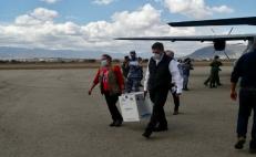 Llega a Oaxaca segundo lote de vacunas contra Covid-19; son 3 mil 900 dosis para personal de salud