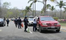 Turista acusa daños a vehículo en filtros sanitarios en Huatulco; municipio rechaza señalamientos