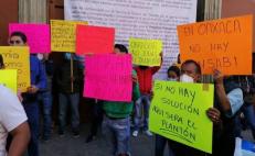 Cumple 23 días plantón de trabajadores del Seguro Popular en las oficinas de Salud de Oaxaca