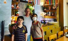 López-Gatell, enamorado de Oaxaca; captan a subsecretario de Salud en restaurante de la capital