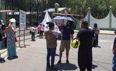 Personas que esperaron a que no hubiera filas se quedan sin dosis antiCovid-19 en Oaxaca capital
