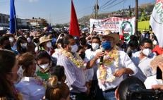 Villacaña, candidato a edil de Oaxaca de Juárez, promete a comerciantes de la Central de Abasto eliminar cobro de derechos