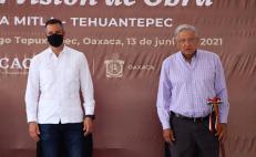 Murat y Obrador supervisan construcción de carretera Mitla-Tehuantepec, en Oaxaca