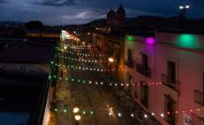 Encienden alumbrado de colores patrios en el Centro Histórico de Oaxaca; se ahorrará 85% de energía 