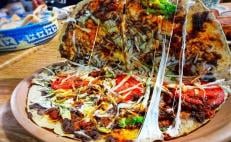 Cadena anuncia pizza de tlayuda de Oaxaca y explota polémica en redes sociales