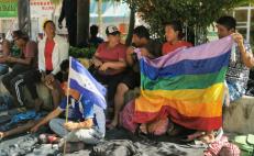 A su paso por Oaxaca, denuncian agresiones contra personas LGBTTTIQ de caravana migrante
