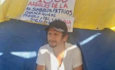 Mediante amparo, piden garantizar vida de Markoa, pintor que lleva 39 días de huelga de hambre en Oaxaca 