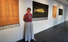 Ana Hernández, artista del Istmo de Oaxaca, rescata piezas textiles antiguas y oficio de la pesca en muestra Bixhia