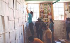 Con donativos y 10 mil botellas pet, construyen biblioteca verde en Zaachila, Oaxaca