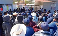 Regidores de Peras, en la Mixteca de Oaxaca, urgen solución a conflicto por edil; laboran sin recursos ni sueldos