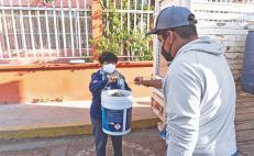 Cooperativa de Oaxaca recorre hoteles y hogares para convertir su basura orgánica en tierra de composta