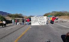 Productores de sorgo exigen con bloqueo entrega de apoyos prometidos por el gobierno de Oaxaca
