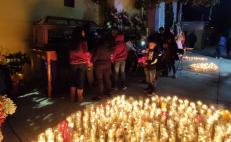 En Coicoyán de las Flores, en la Mixteca de Oaxaca, familias católicas celebran el Santo Entierro