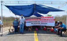 Para exigir pago de apoyos a damnificados del terremoto 7S, bloquean paso a la capital de Oaxaca 