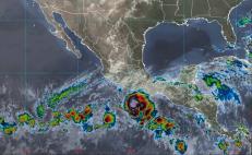 Evoluciona Agatha a huracán categoría 1, pronostican intensas lluvias en 4 regiones de Oaxaca