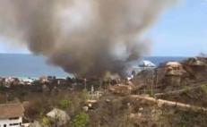 Fuerte incendio alcanza al menos 10 negocios de Zipolite, devastado tras paso de Agatha por Oaxaca