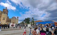 Denuncian violencia feminicida en Oaxaca con performance frente a templo de Santo Domingo