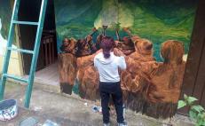 Pintan murales en Oaxaca por la libertad de 7 mazatecos de Eloxochitlán presos