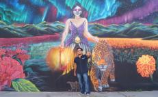 "Los muros son la piel y nosotros hormigas". Tsö’kën, artista ayöök de Oaxaca que busca dejar la picazón de su obra en la ciudad