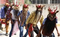 Con danza de Los Diablos, niñas y niños honran a las almas en Collantes, comunidad afro de Oaxaca
