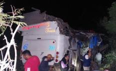 Confirma gobierno de Oaxaca 3 personas muertas y 34 heridas tras accidente en carretera hacia Tuxtepec