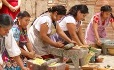 Cocineras tradicionales llevan los sabores de los Valles Centrales al Centro Gastronómico de Oaxaca 