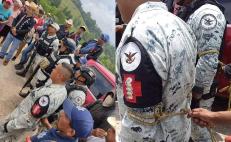 Estalla violencia en la Cañada de Oaxaca por conflicto agrario; amarran a elementos de la Guardia Nacional