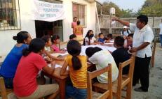 Imparten por primera vez taller de ombeayiüts en San Mateo del Mar, Oaxaca