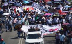 Acuerdan maestros de la Sección 22 bloqueo al aeropuerto de Oaxaca y paro laboral de 48 horas