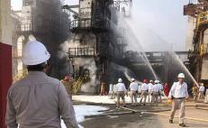 Sin daños personales, controlan incendio en refinería de Pemex en Salina Cruz, Oaxaca