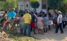 En Oaxaca, pobladores de Reforma de Pineda atacan vivienda del edil a pedradas y los repelen a balazos