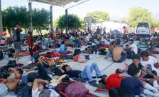 Con promesa de tregua, caravana migrante avanza a Juchitán; acusan abusos de autoridades de Oaxaca