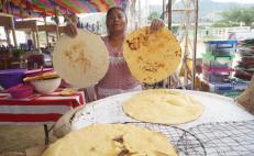 Declaran a las tlayudas y al quesillo como “bienes gastronómicos patrimoniales” de Oaxaca