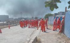 Por falla en caldera de refinería de Salina Cruz, desalojan en Oaxaca a 300 obreros