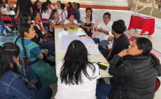 Autoridades de la Universidad Autónoma Comunal se reúnen con gobierno de Oaxaca