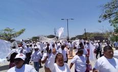 Marchan ikoots en Oaxaca por pacificación de San Mateo del Mar; piden esclarecimiento de masacre de 2020