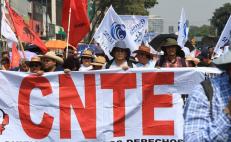 “Significa solo unos cuantos pesos”, dice CNTE tras anuncio de AMLO de aumento salarial de 10%