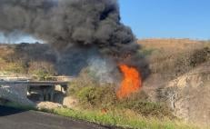 “Rezamos que no explotara”: Unos 200 vecinos fueron evacuados por incendio en ducto de Pemex en el Istmo de Oaxaca