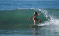 Domadoras de olas: ni&ntilde;as de Oaxaca se abren camino en el surf, pese a exclusi&oacute;n en el deporte