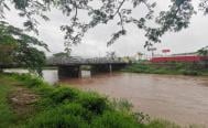 Por fuertes lluvias, se desbordan r&iacute;os y arroyos en el Istmo de Tehuantepec, Oaxaca