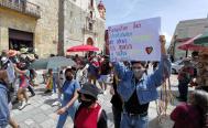 Comunidad LGBTQ+ realiza caminata en Oaxaca para exigir derechos en el D&iacute;a el Orgullo