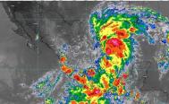 Oaxaca es golpeada por dos frentes, norte y sur; seguir&aacute;n lluvias intensas por Nicholas y onda tropical 29