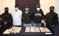 Transitaban por la ciudad de Oaxaca con 7 millones de pesos de procedencia ilegal; son detenidos