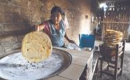 Tlayudas, mole, tamales, en el Encuentro de Cocineras Tradicionales de Oaxaca